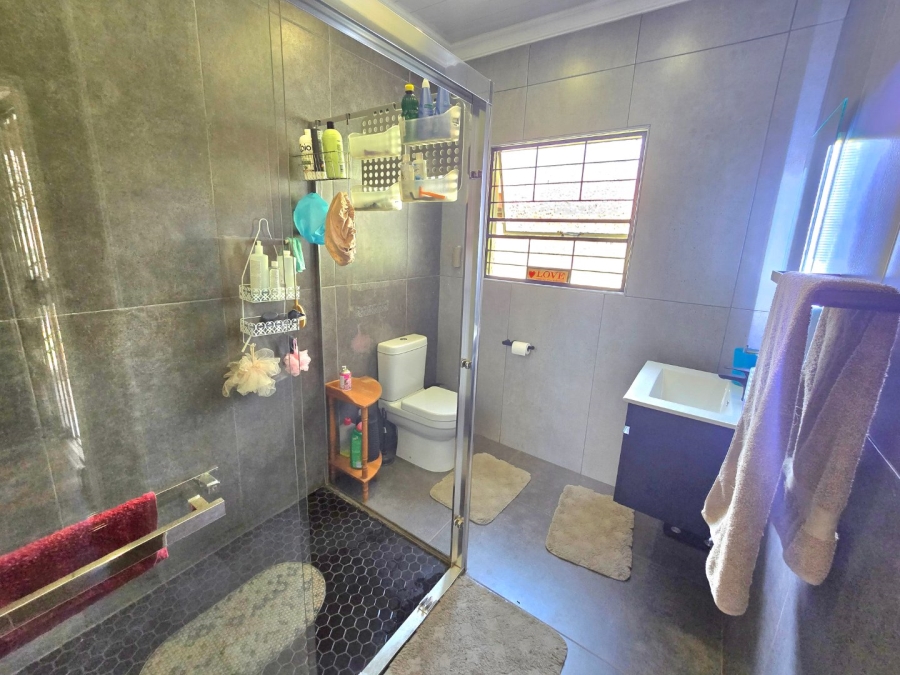4 Bedroom Property for Sale in Panorama Free State
